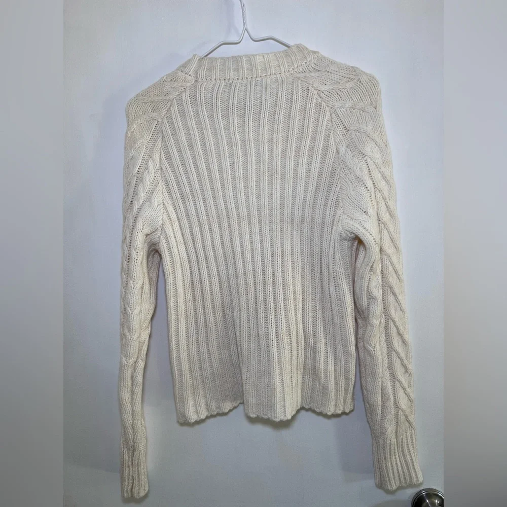 Cotton Emporium Womens Pullover Sweater Ivory Cable Knit Ribbed Hem Crew - Picture 3 of 4